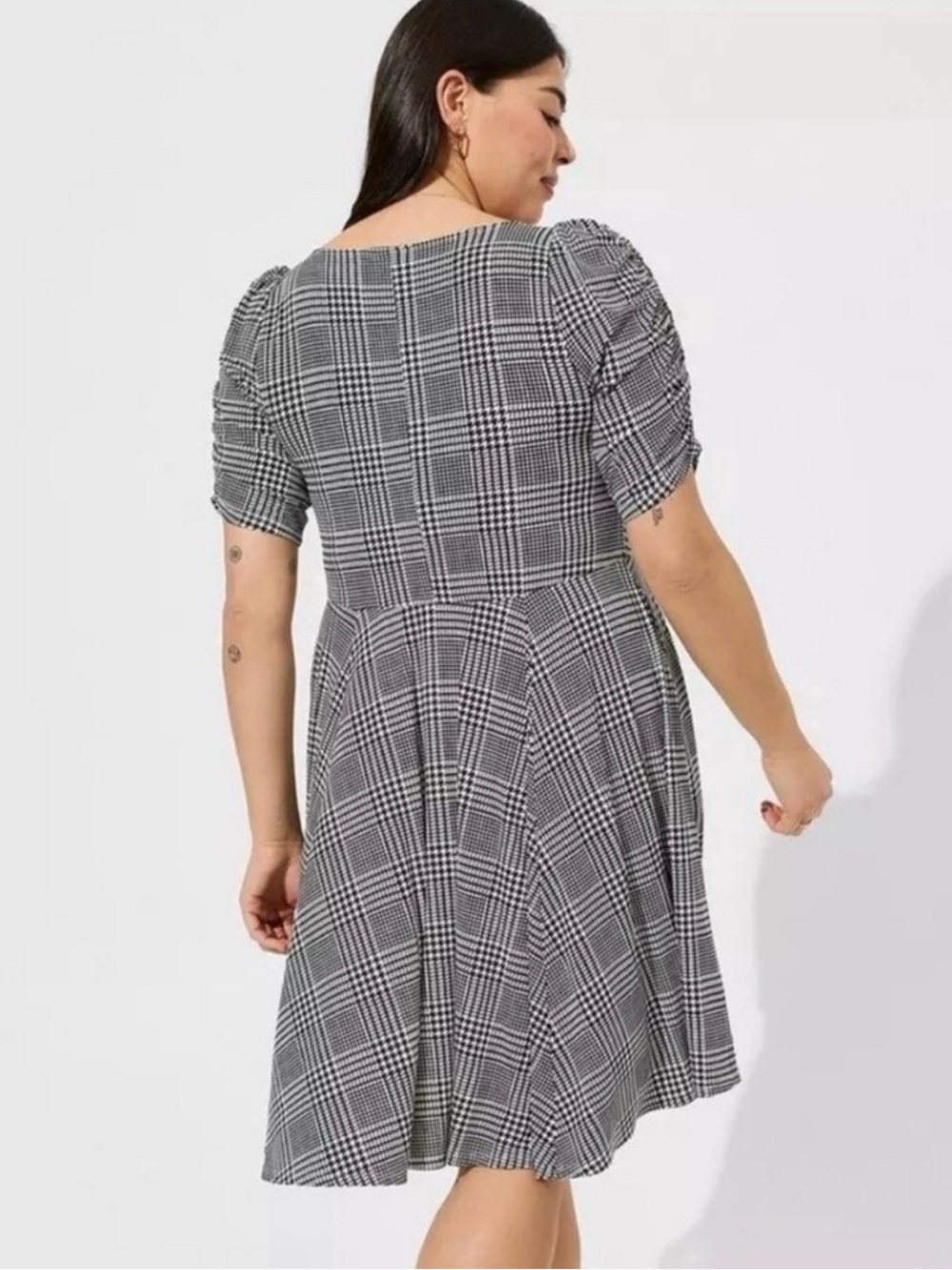 Torrid Mini Studio Knit Cinch Front Skater Dress Size 1X Black White Houndstooth - Picture 3 of 12